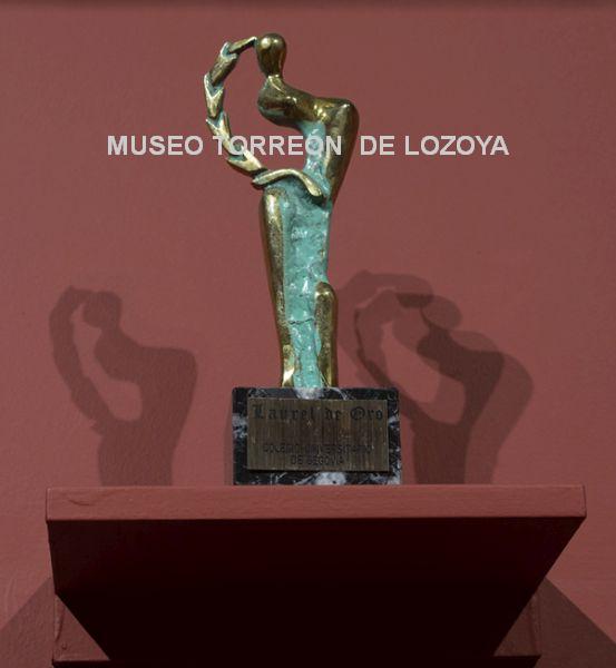Premio “Laurel de Oro” otorgado al Colegio Universitario de Segovia (reproducción uso personal o editorial)