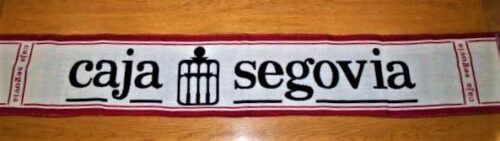 1401BufandaCajaSegovia